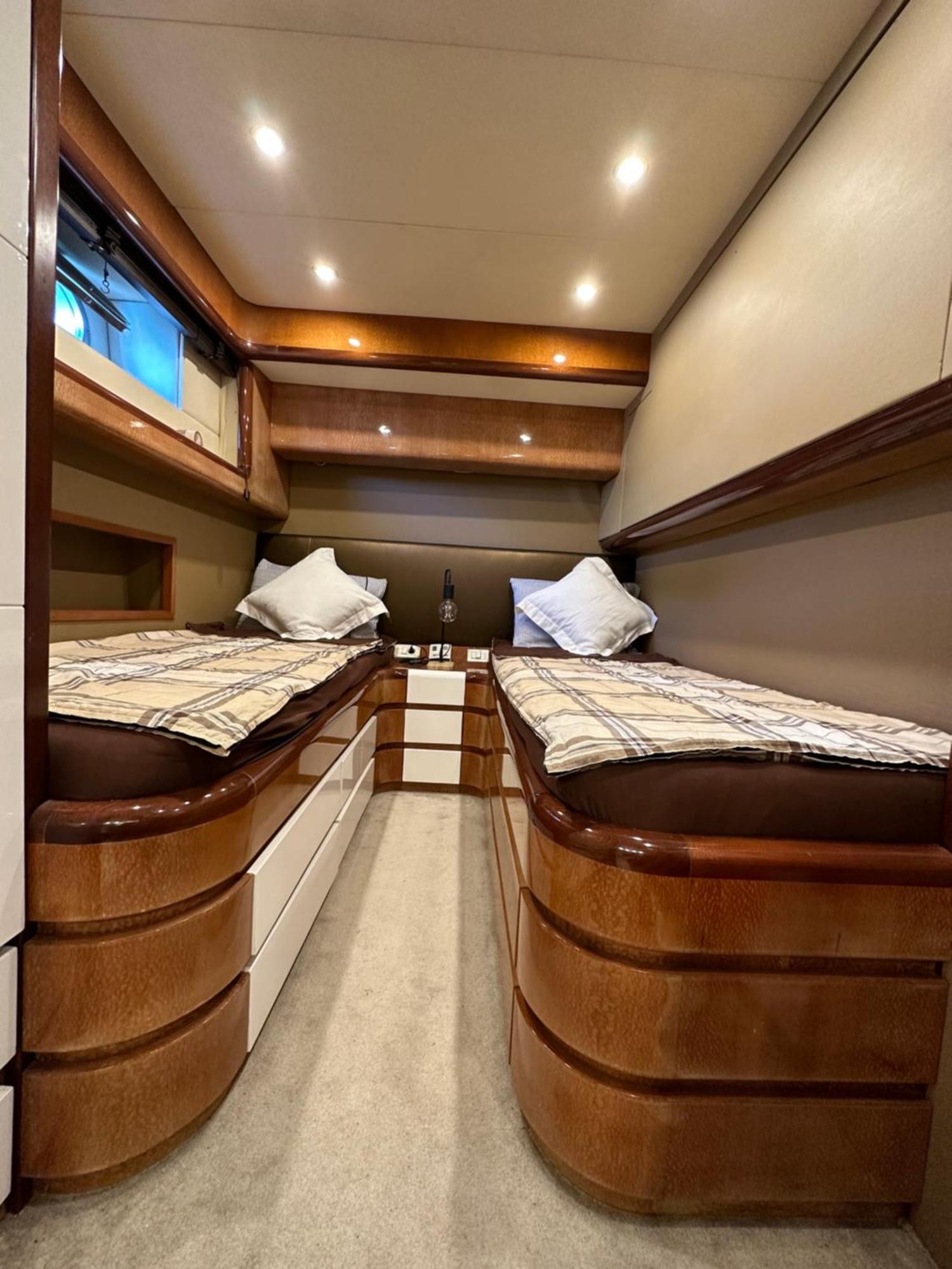 Отель Yacht 20Metros Сан-Адриан-де-Бесос Экстерьер фото